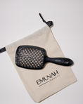 Load image into Gallery viewer, Emunah Detangling Brush