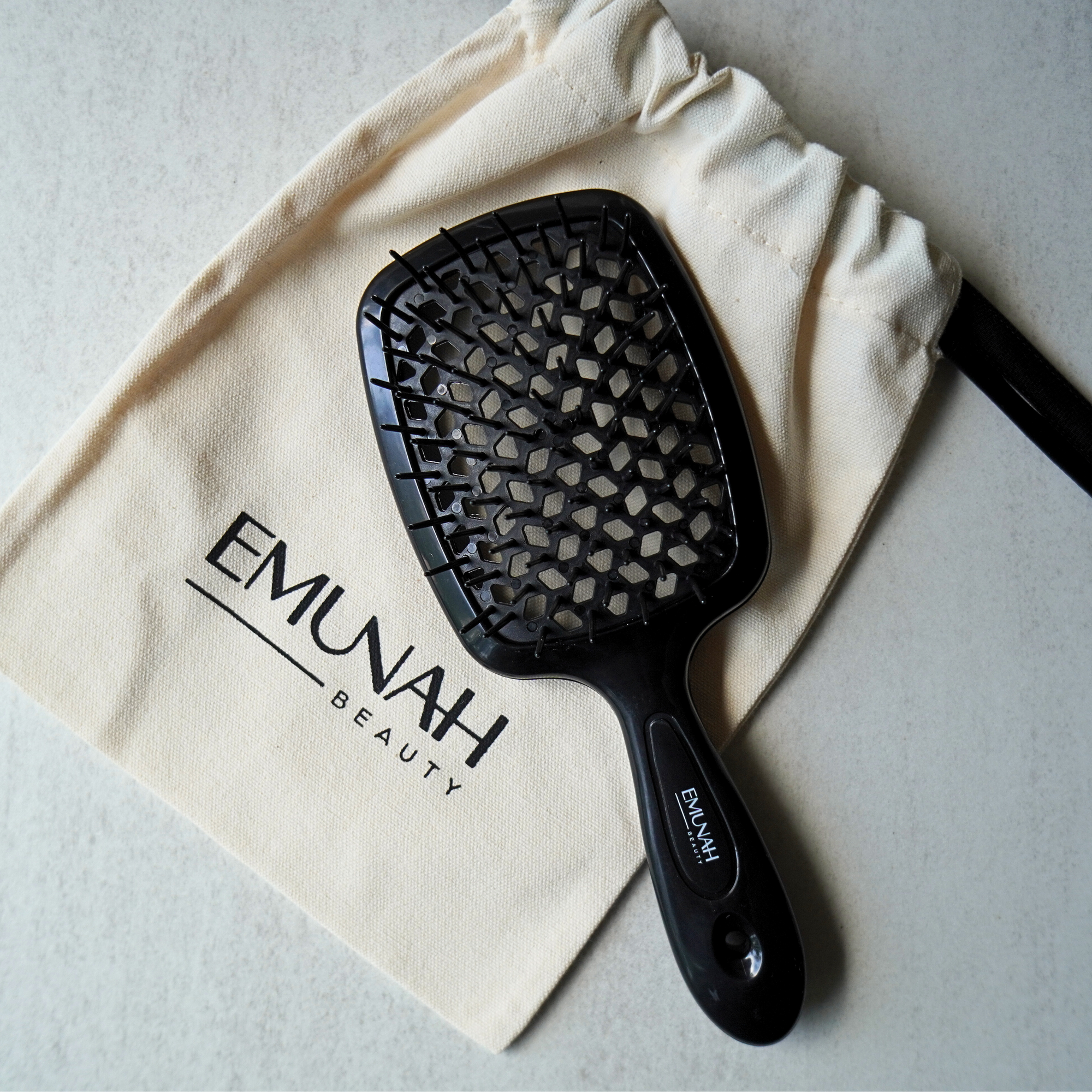 Emunah Detangling Brush