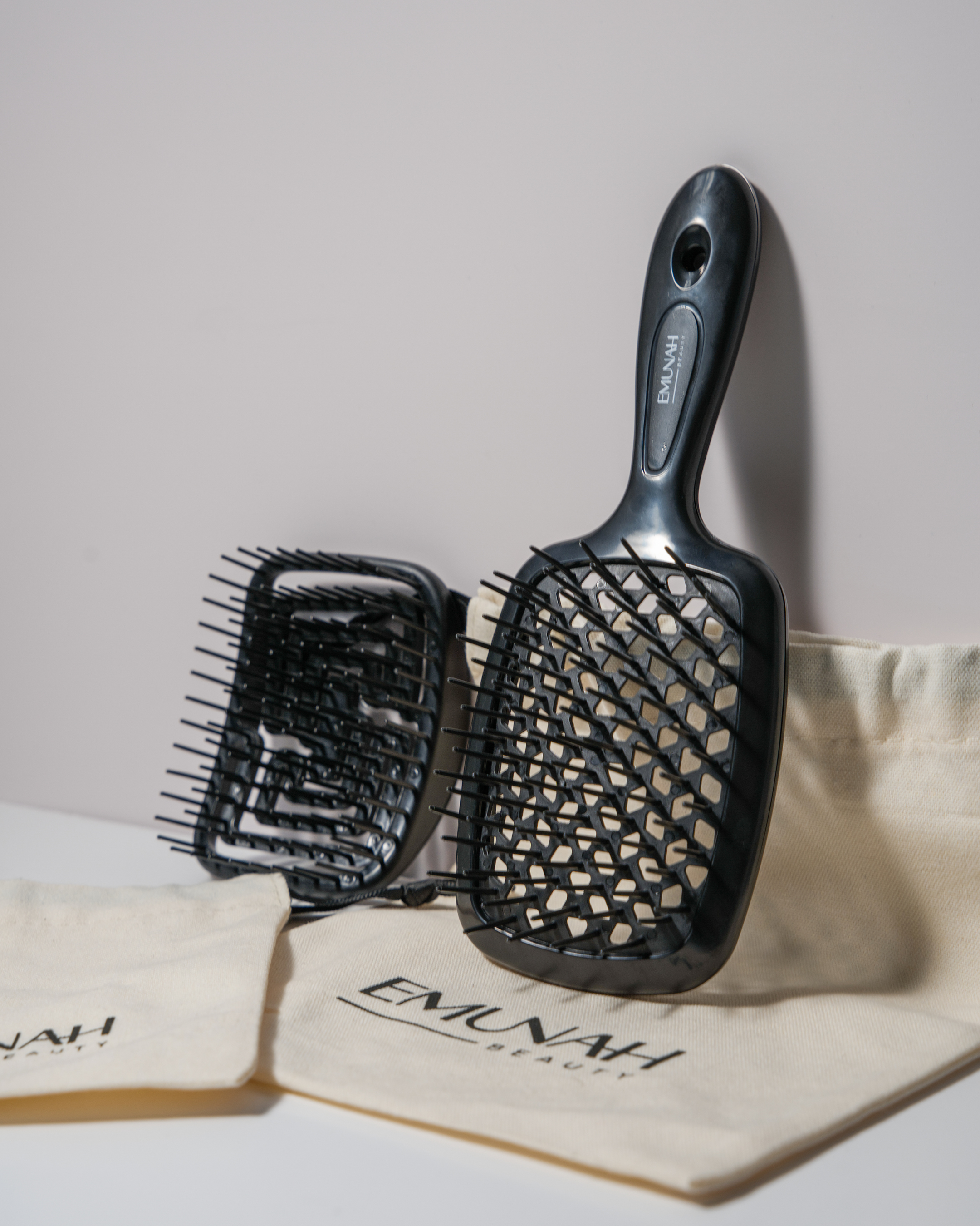 Emunah Detangling Brush